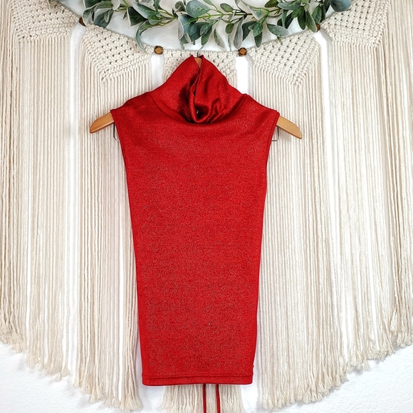💖 Sparkle Red Small/Medium Gold Knit Turtleneck Glimmer Tie Back Top, Layering - Picture 1 of 15